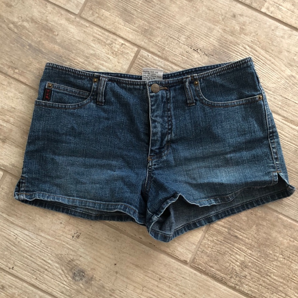 ❤️Mudd Denim size 7 Jean shorts.